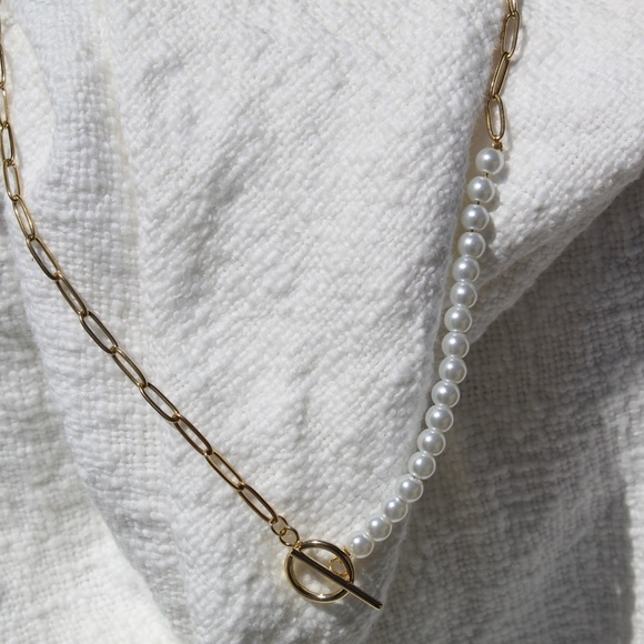 Gold Paper Clip and Pearl Necklace with OT Toggle Link - Picture 3 of 6